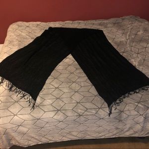 Basic black fashion scarf